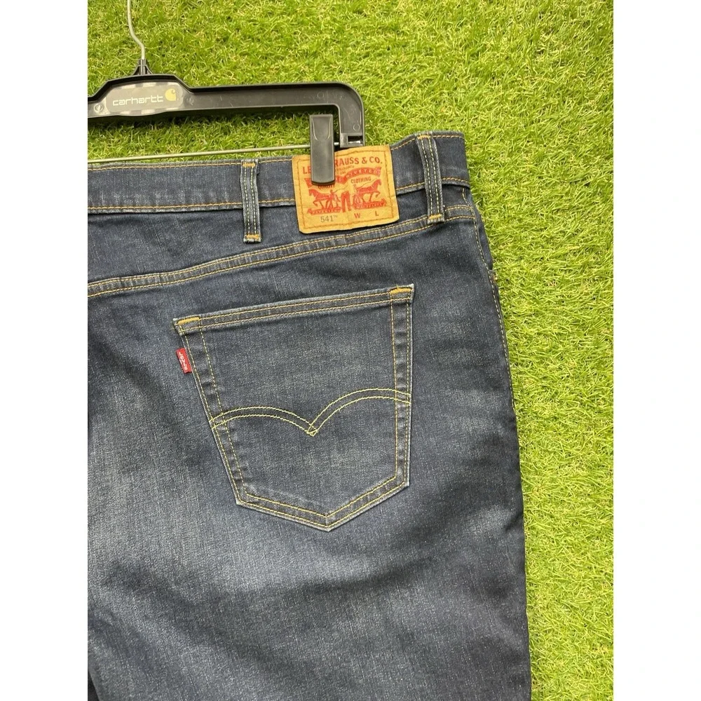 Levis 541 Mens 46x28 Athletic Taper Dark Wash Denim Blue Stretch Extra Room NWT